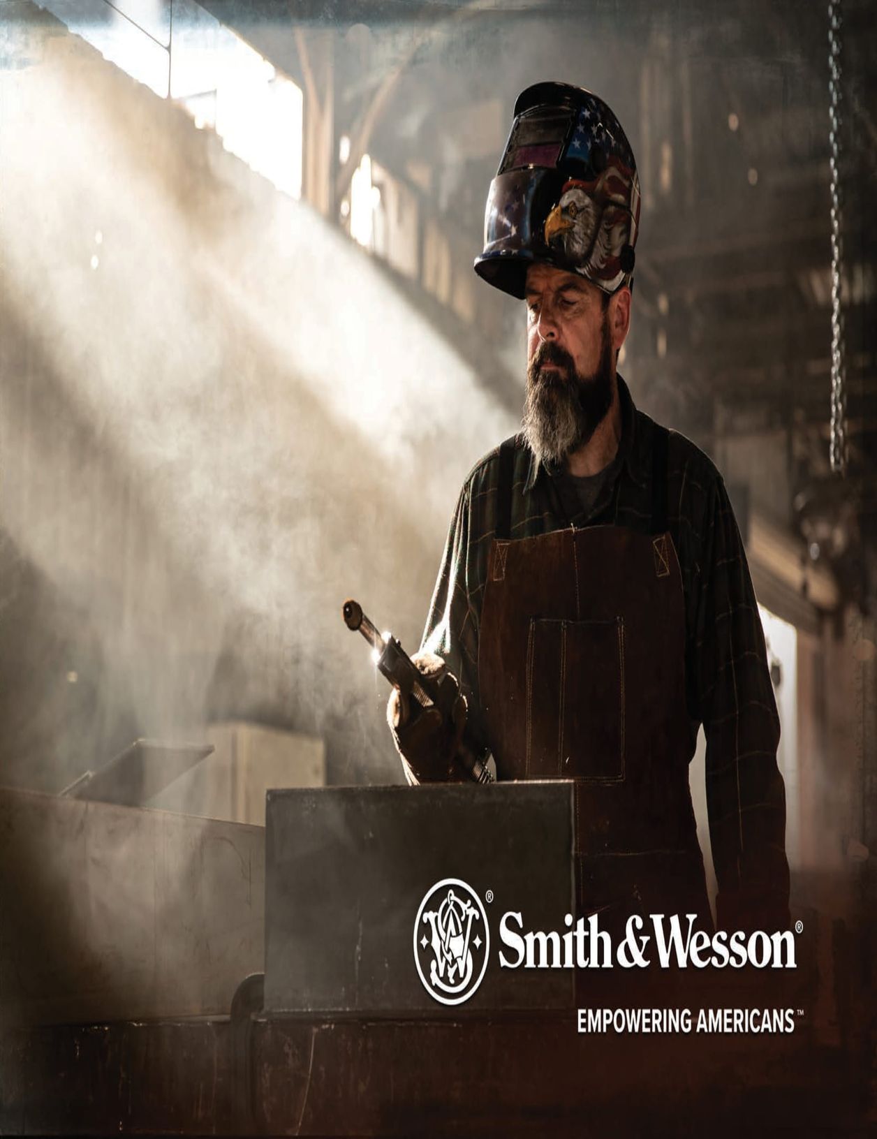 Click to Download Smith & Wesson Catalog
